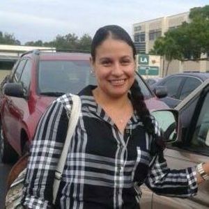 Meet your Posher, Dania